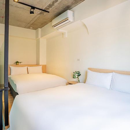Check Inn Express Taichung Yizhong Buitenkant foto