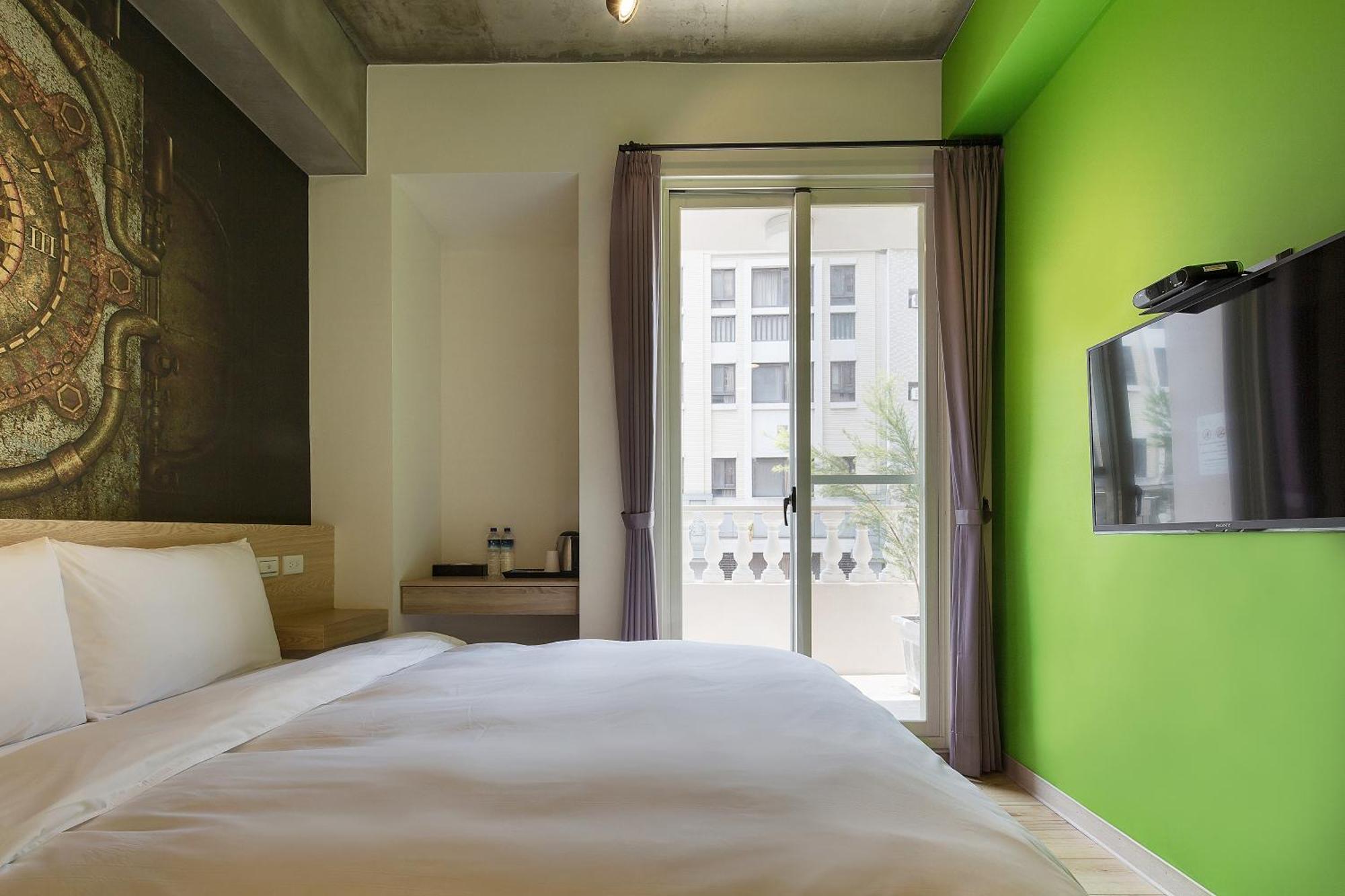 Check Inn Express Taichung Yizhong Buitenkant foto