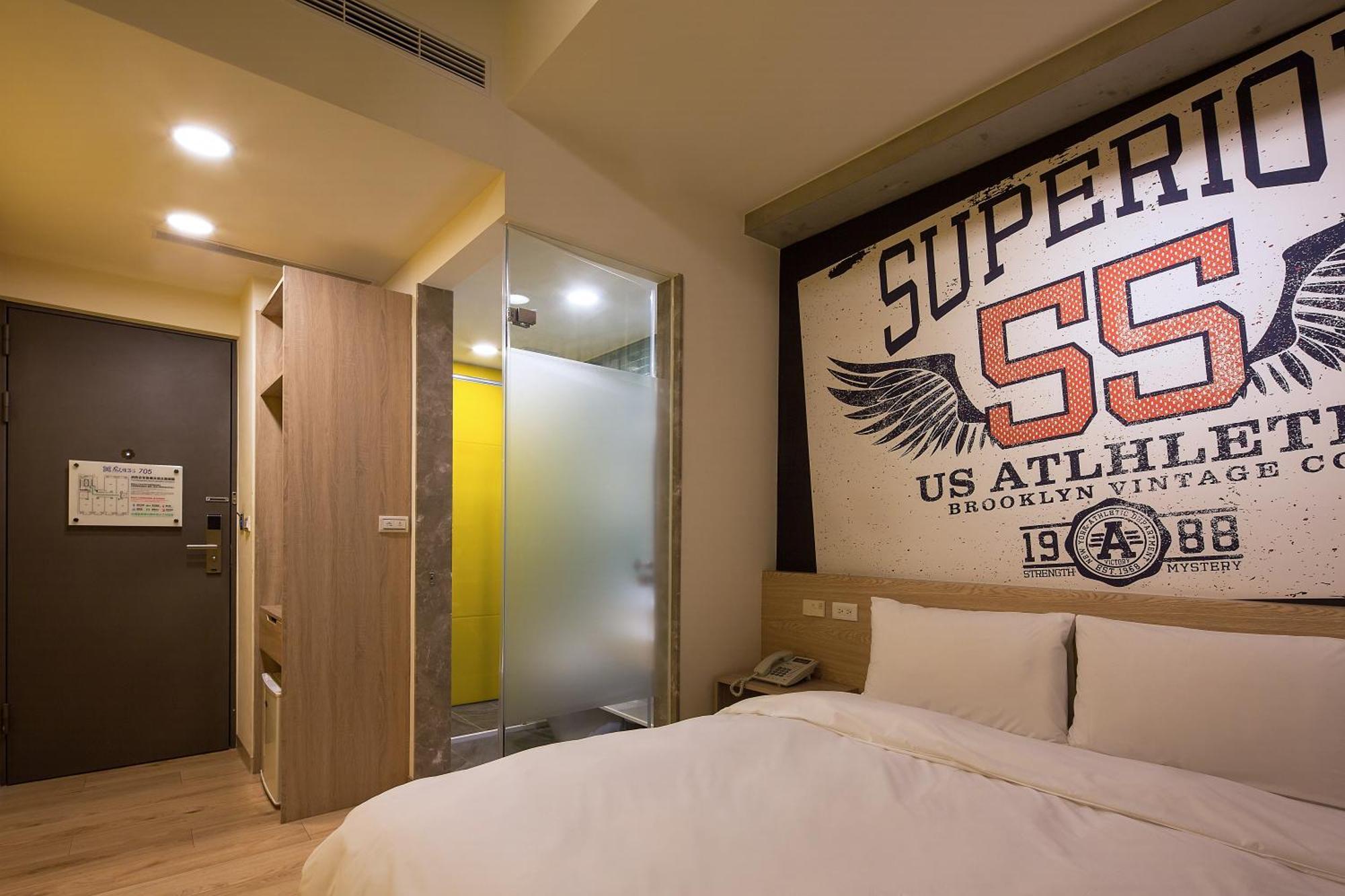 Check Inn Express Taichung Yizhong Buitenkant foto
