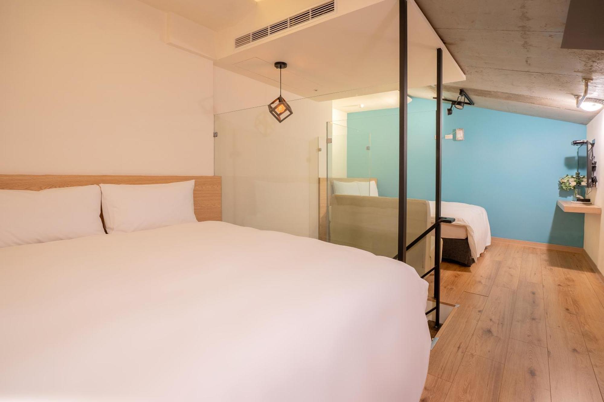 Check Inn Express Taichung Yizhong Buitenkant foto