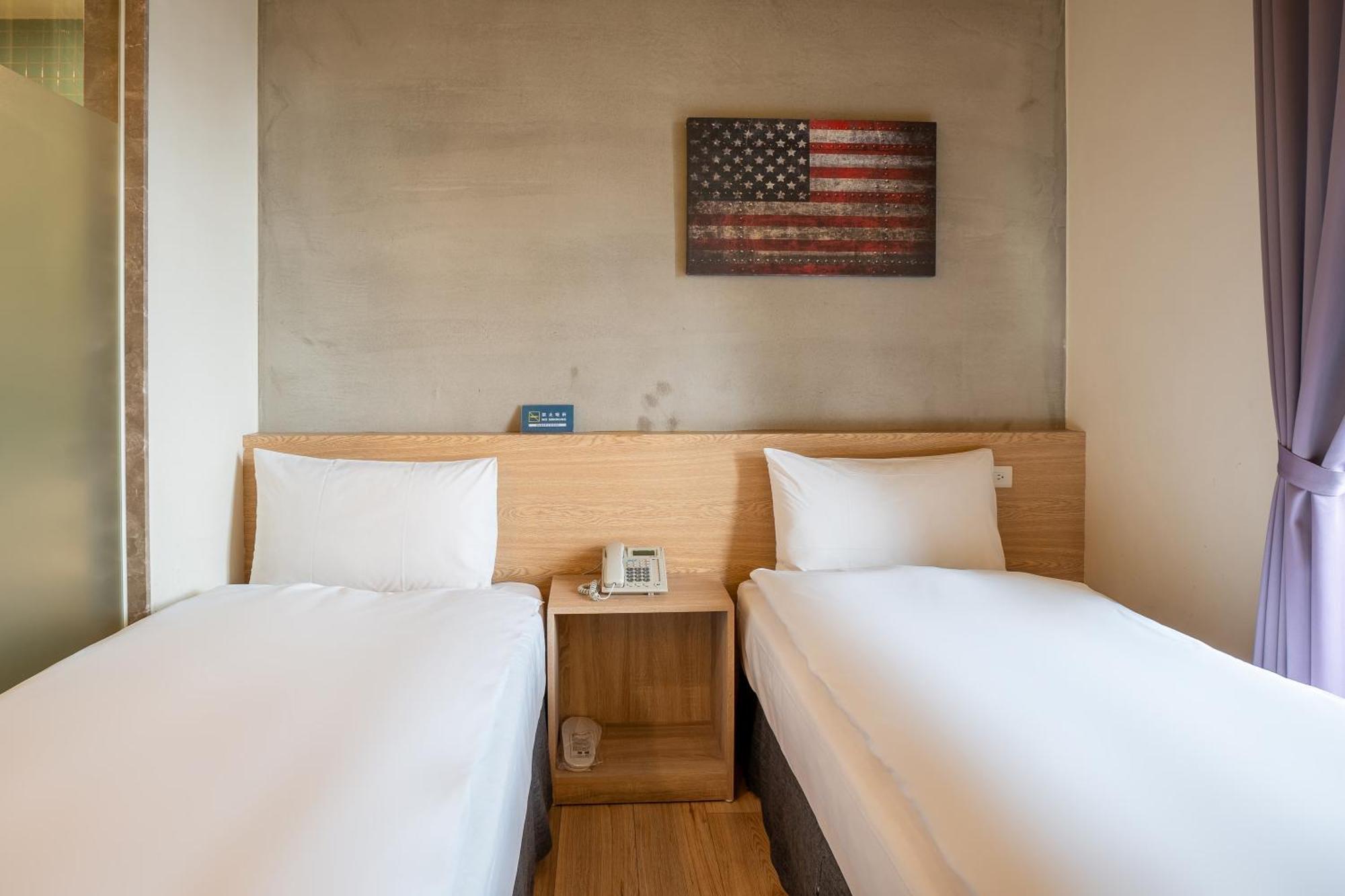 Check Inn Express Taichung Yizhong Buitenkant foto