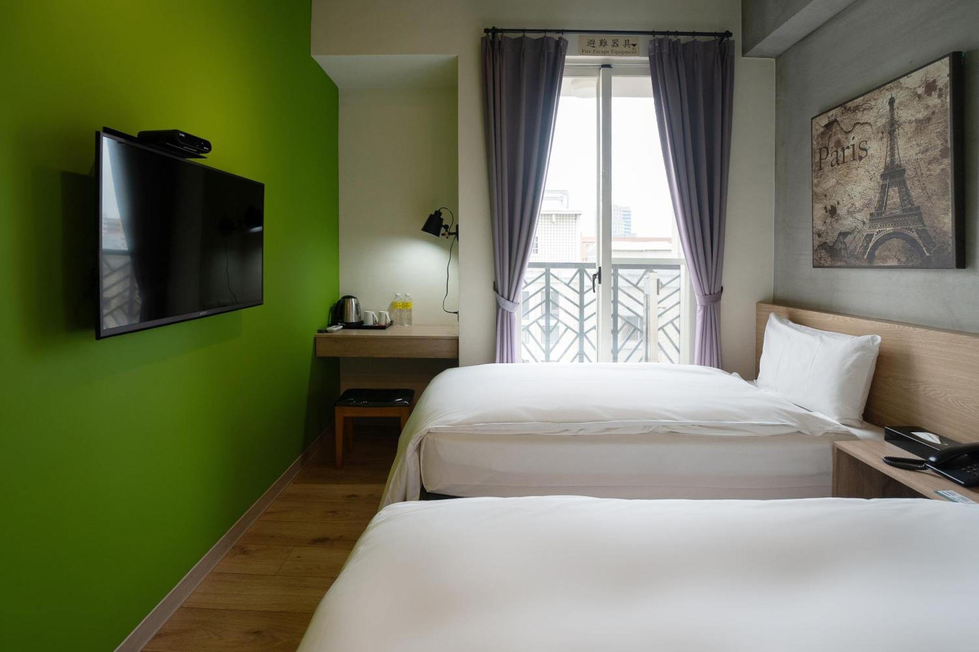 Check Inn Express Taichung Yizhong Buitenkant foto