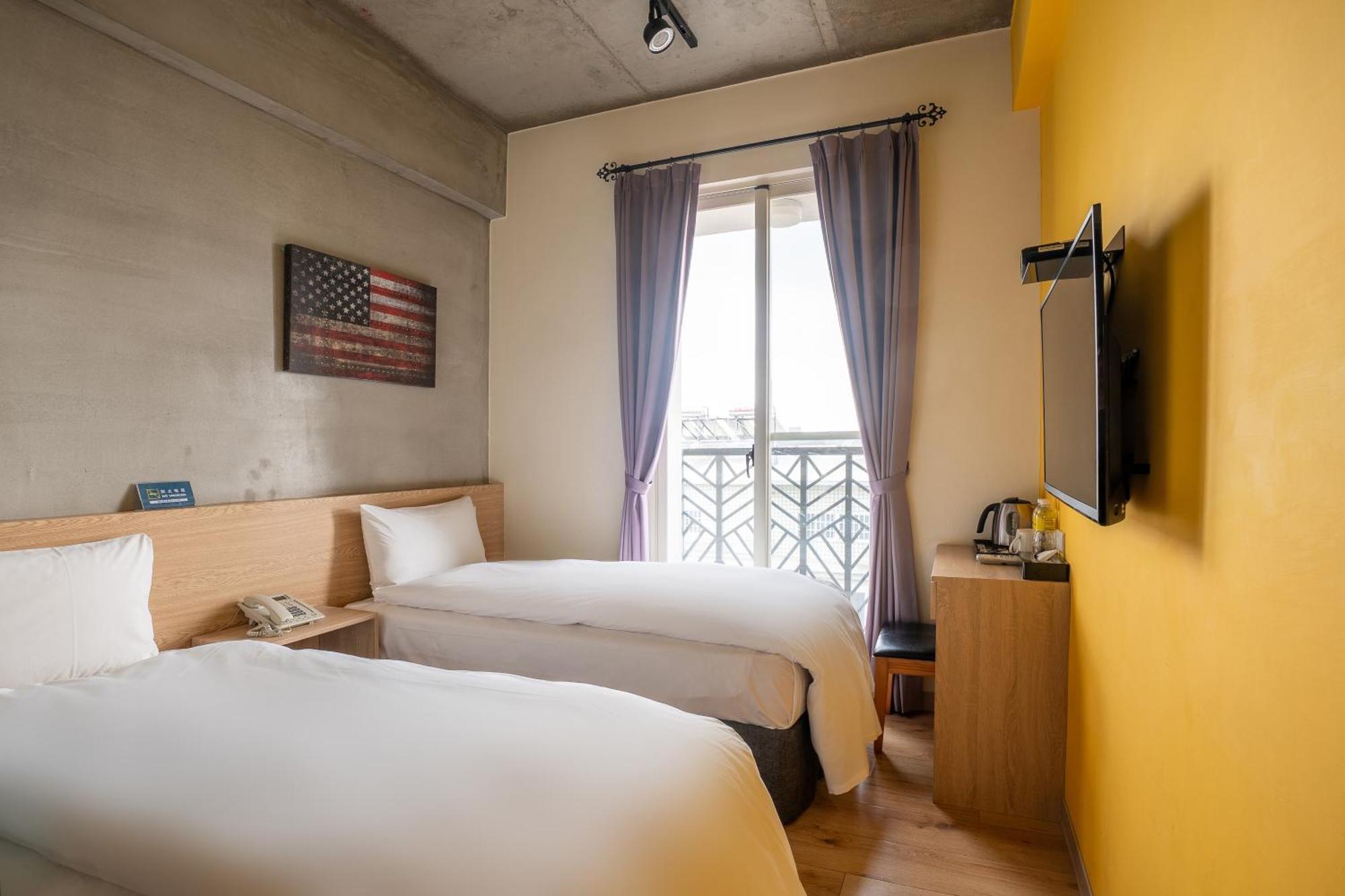 Check Inn Express Taichung Yizhong Buitenkant foto