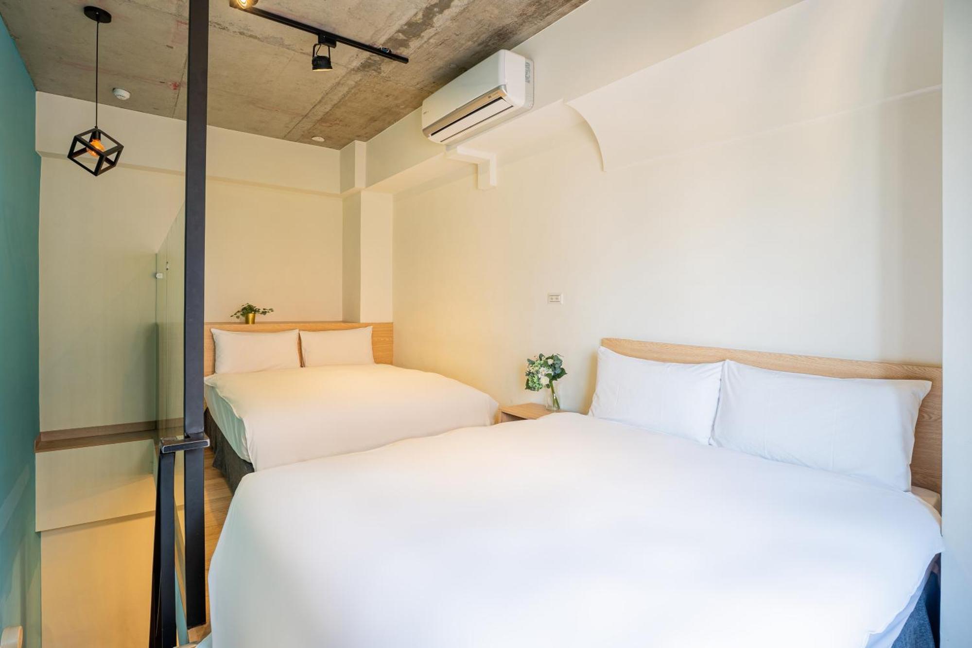 Check Inn Express Taichung Yizhong Buitenkant foto