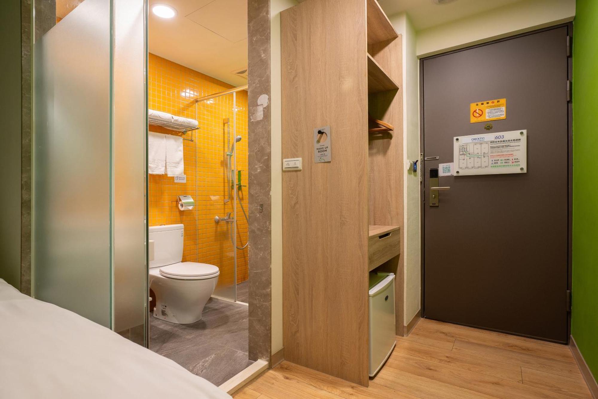 Check Inn Express Taichung Yizhong Buitenkant foto